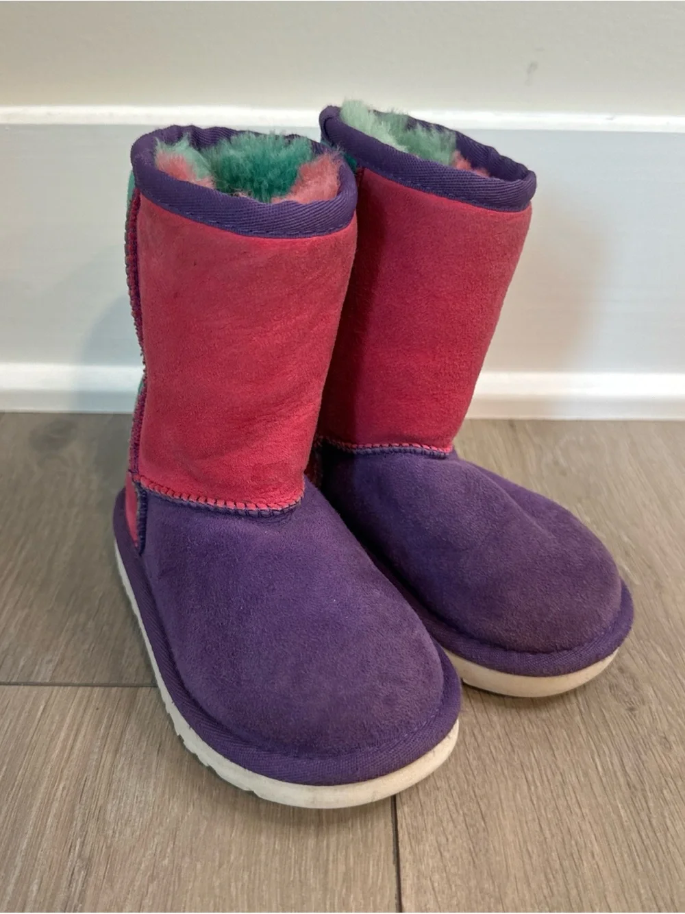Uggs Girl’s Size 8 (toddler) 3151T Classic Patchwork Color Block Suede Boots